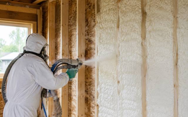Foam going into open stud bays on a new build before the sheathing is closed in